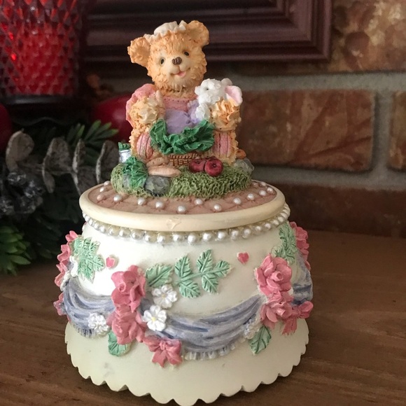 Vintage 1980’s Victorian Teddi Bear Trinket - Picture 1 of 9